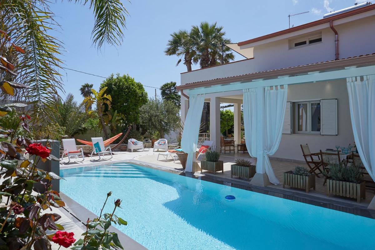 Villa Zamia Con Piscina Santa Maria Del Focallo Zewnętrze zdjęcie